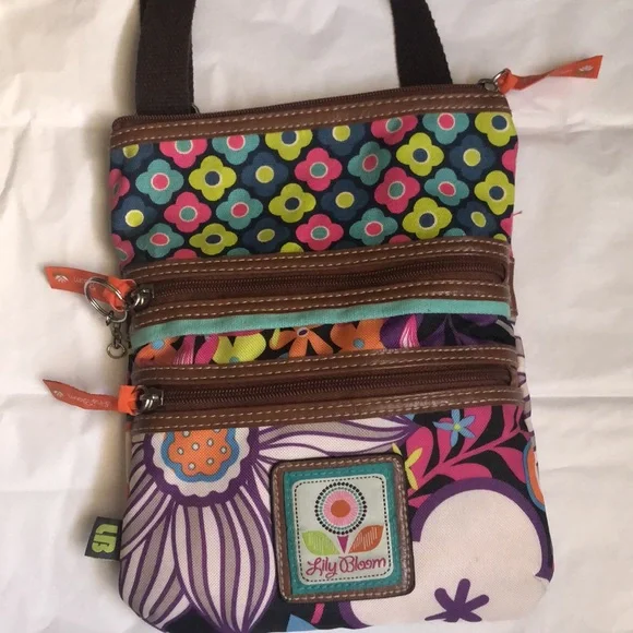 Lili Bloom crossbody purse - Picture 2 of 7